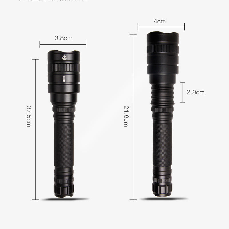 Strong light long-range flashlight