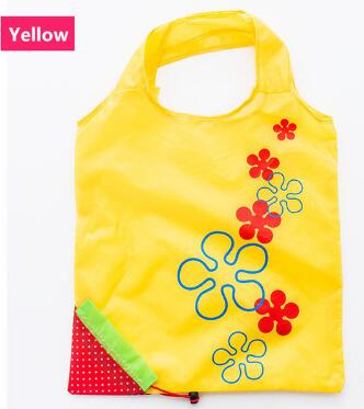 Foldable Reusable Shopping Bag – Eco-Friendly Strawberry Tote