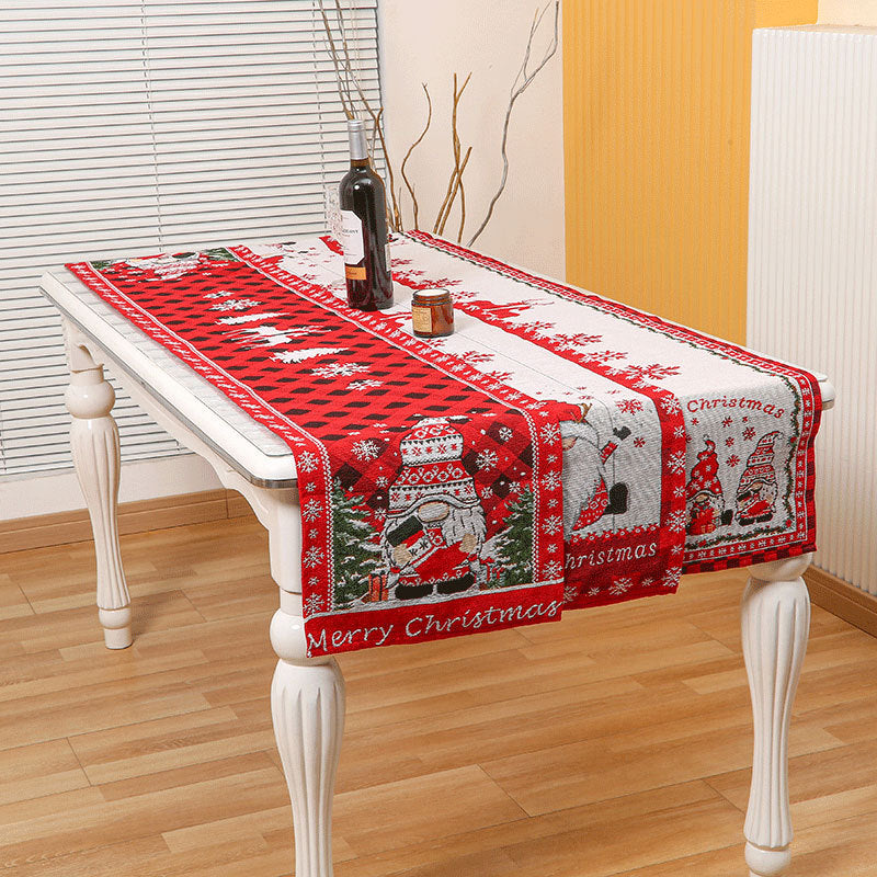 Thanksgiving Tablecloth & Flag Decor