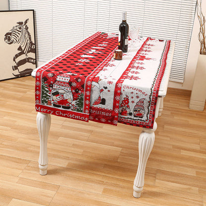 Thanksgiving Tablecloth & Flag Decor