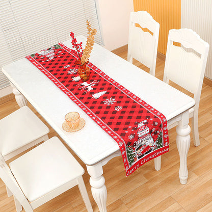 Thanksgiving Tablecloth & Flag Decor