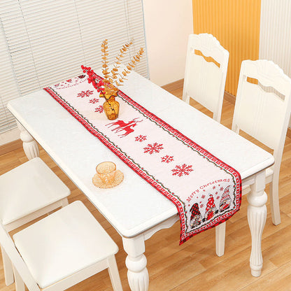 Thanksgiving Tablecloth & Flag Decor